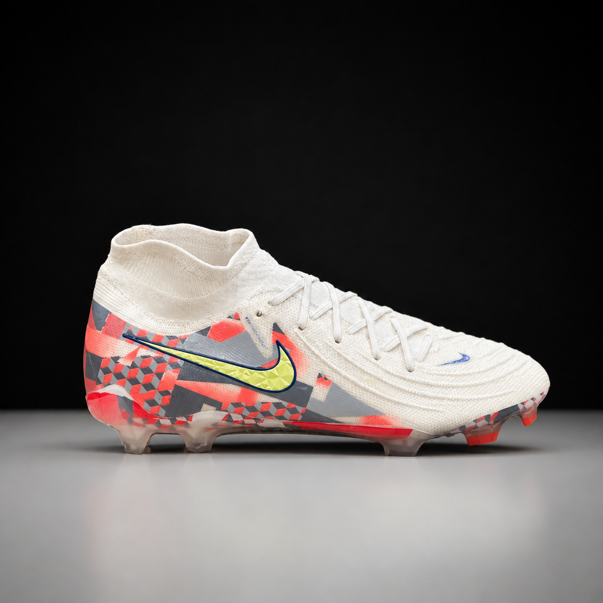 Nike Mercurial Superfly – Football Boots (White/Crimson)