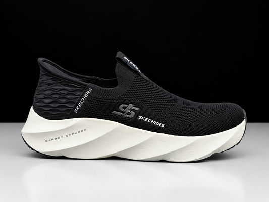 Skechers Slip-On Sneakers – Black (Carbon Infused)