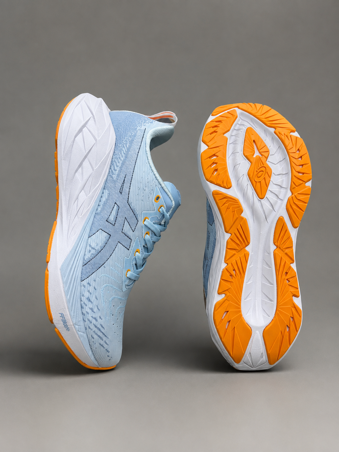 ASICS Novablast 4 — Running & Comfort Shoes