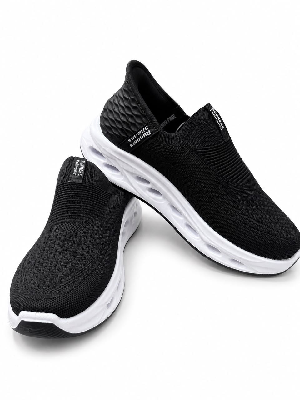 Runners Slip-On Knit Sneakers (Black/White)